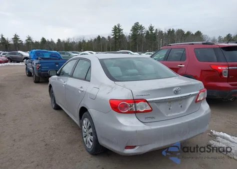 2012 Toyota Corolla Le z USA, uszkodzony, nr VIN 2T1BU4EE1CC787544